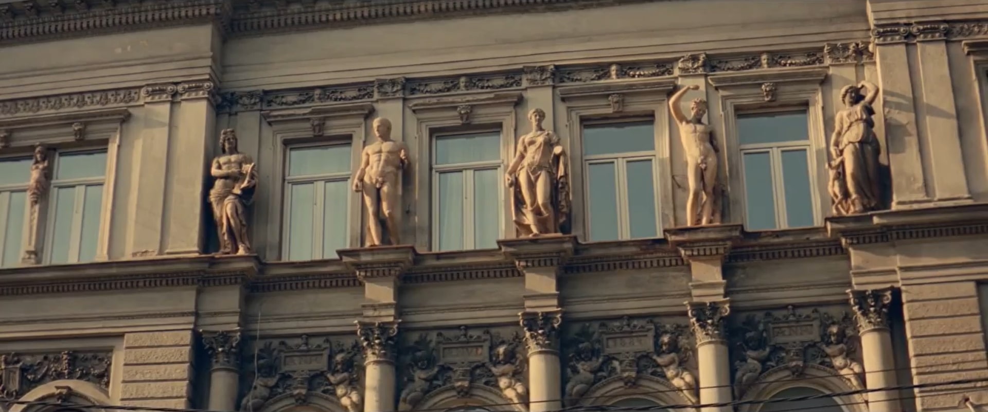 倒霉性爱，发狂黄片剧照的剧照