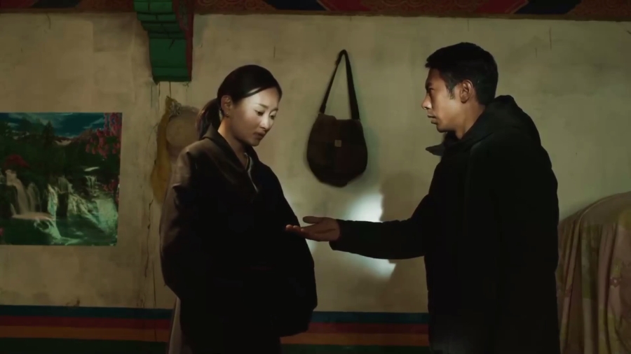 圣山村谜局剧照的剧照