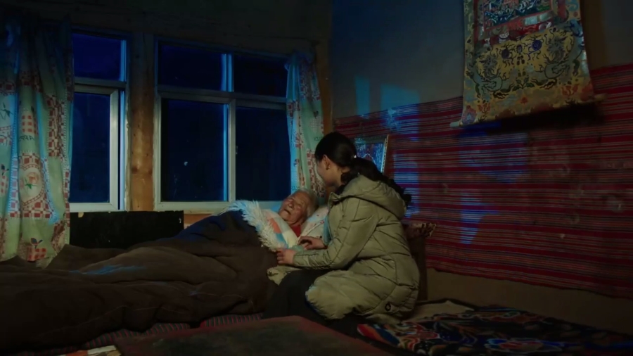 圣山村谜局剧照的剧照