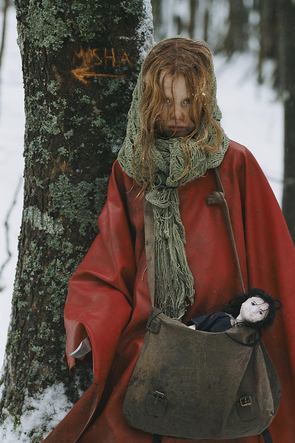 与狼共存剧照的剧照