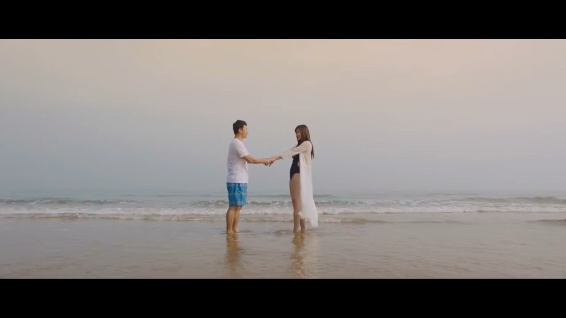 血鲨剧照的剧照