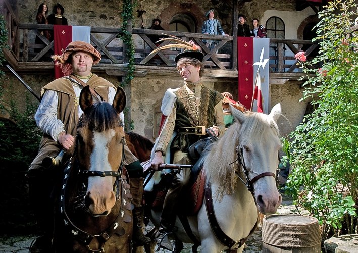 两兄妹剧照的剧照