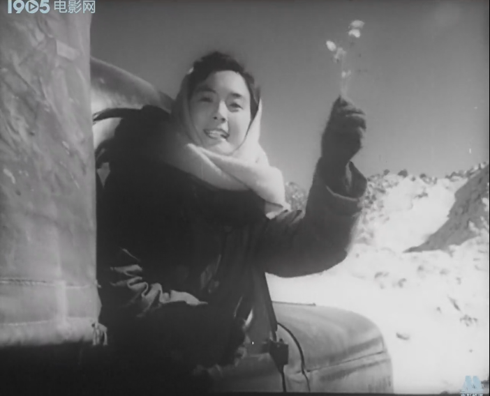 昆仑山上一棵草剧照的剧照