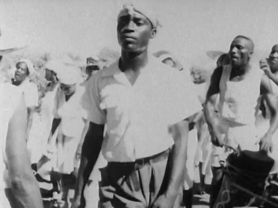 神怪的骑马人：活着的海地天神剧照的剧照