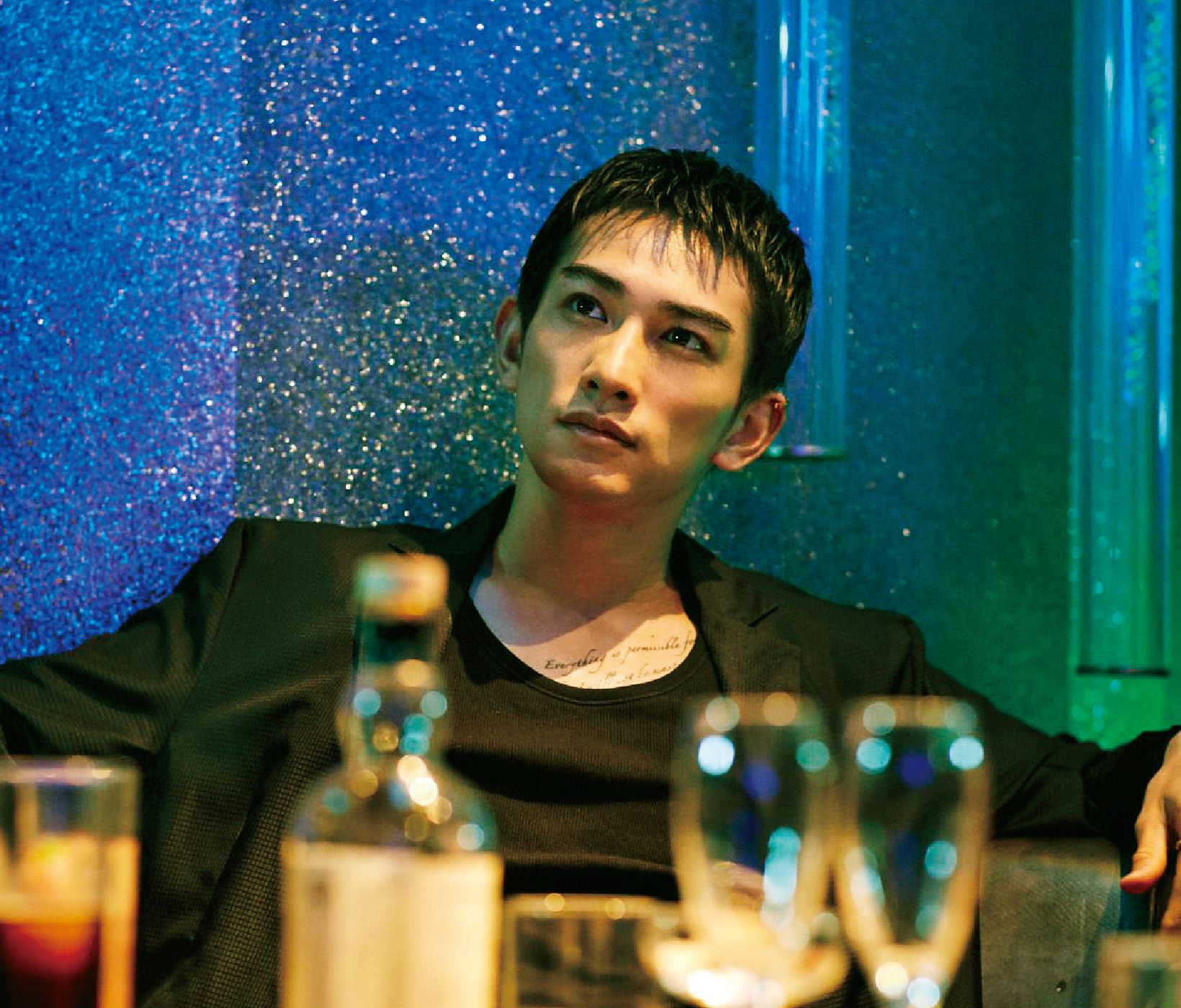 你的眼睛在追问剧照的剧照