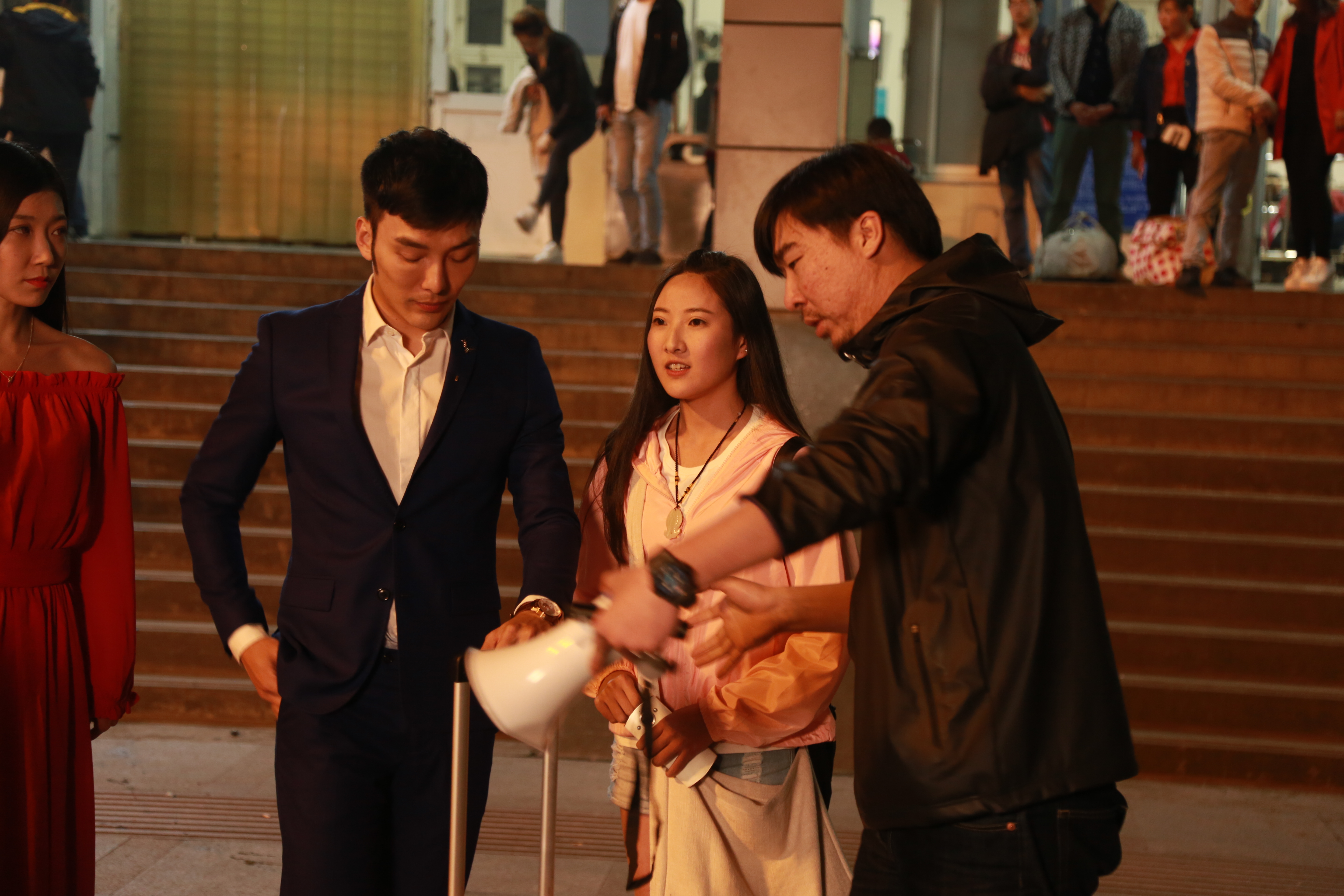 驯鬼为夫剧照的剧照