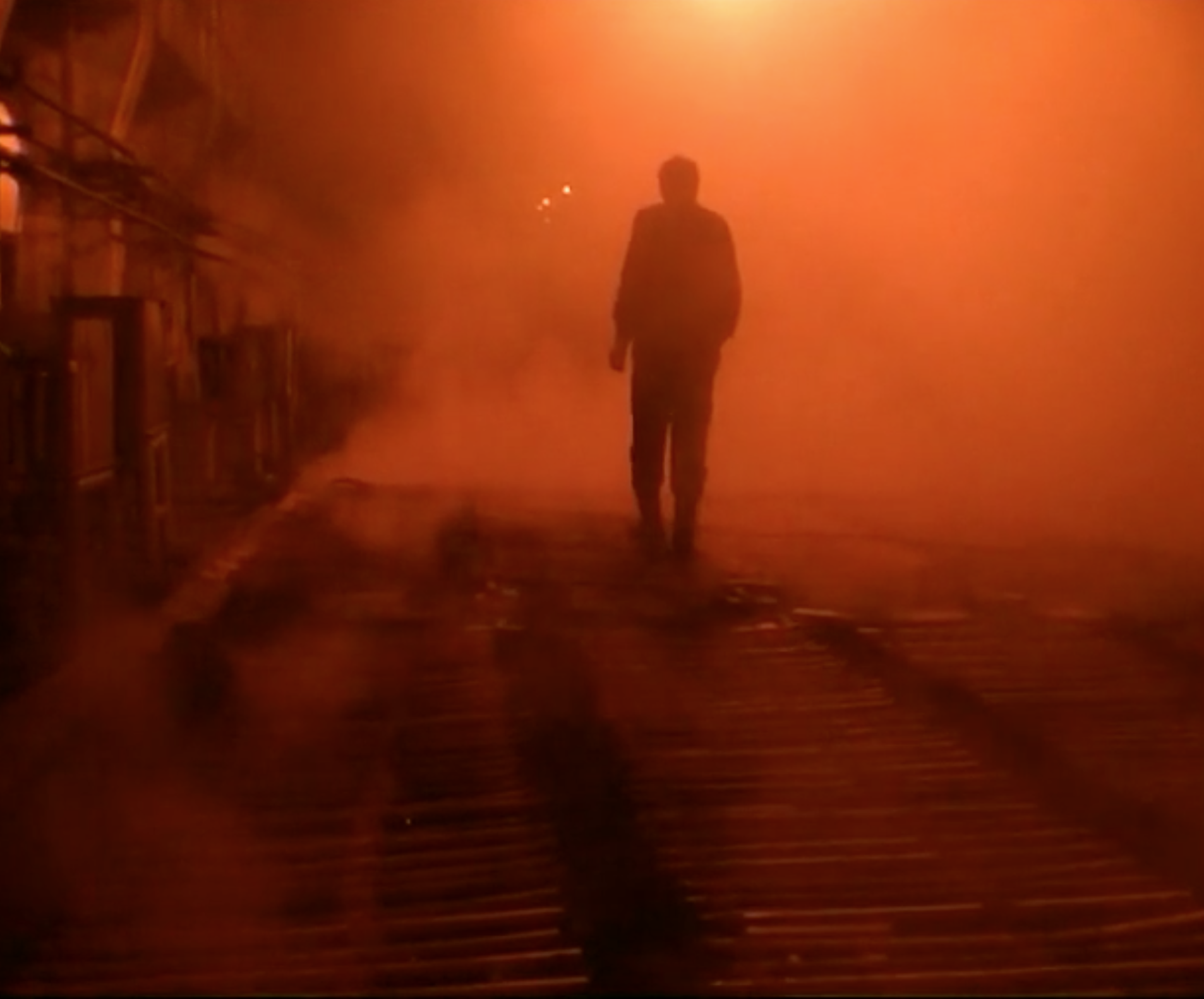 铁西区第一部分：工厂剧照的剧照