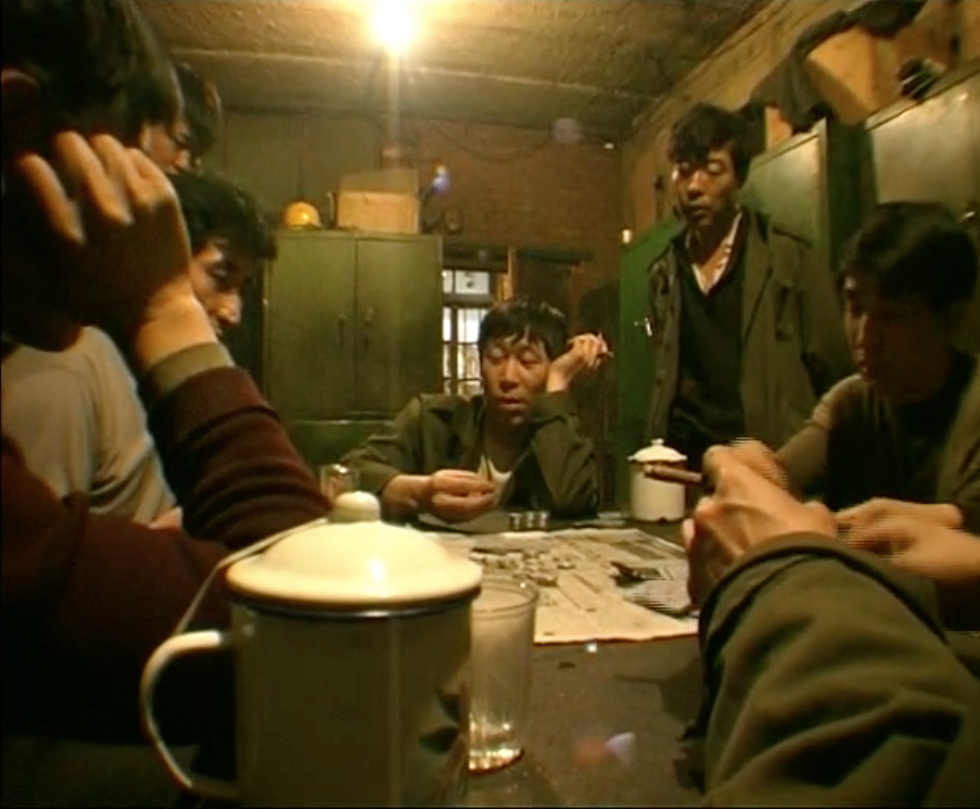 铁西区第一部分：工厂剧照的剧照