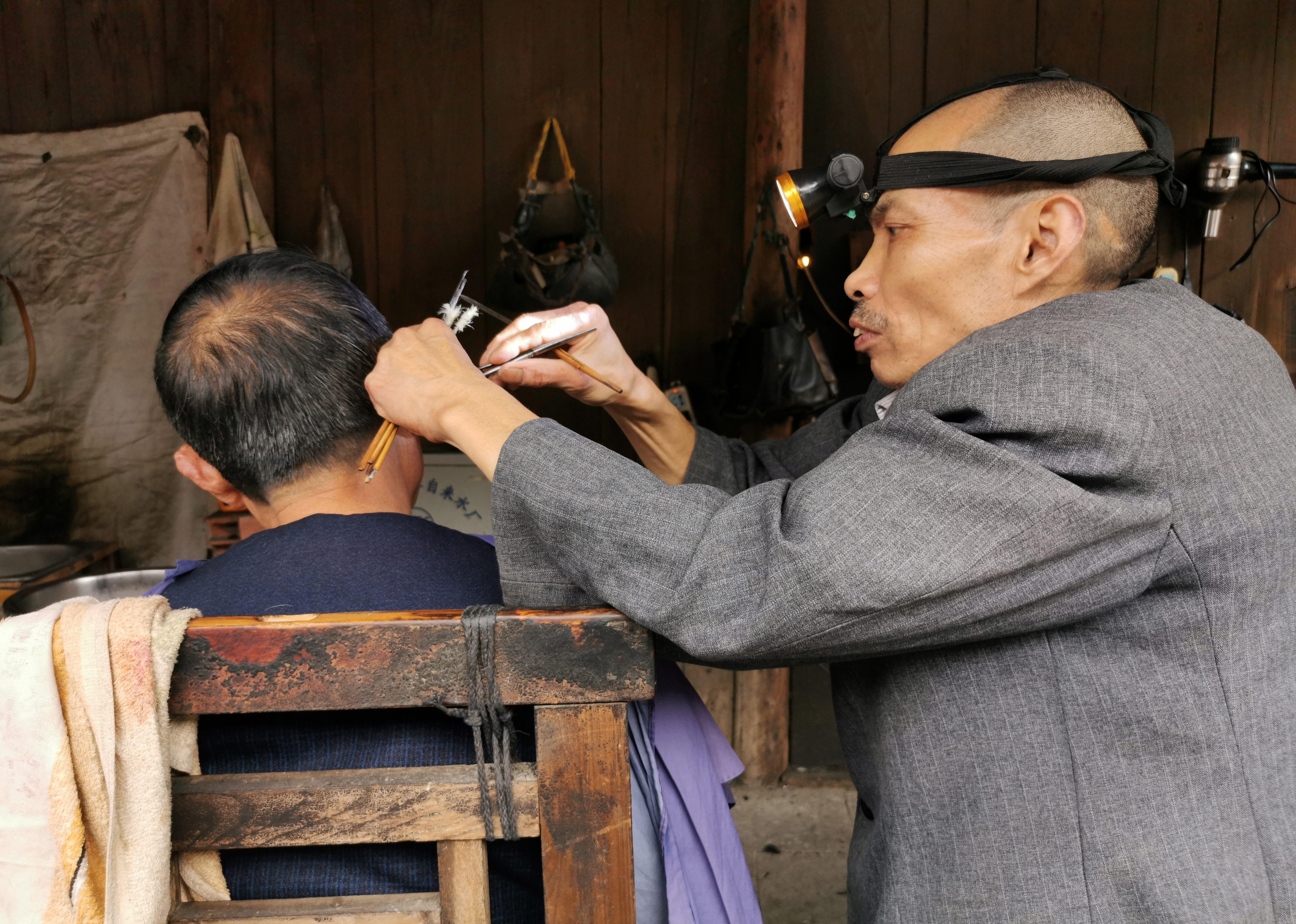 剃头匠剧照的剧照