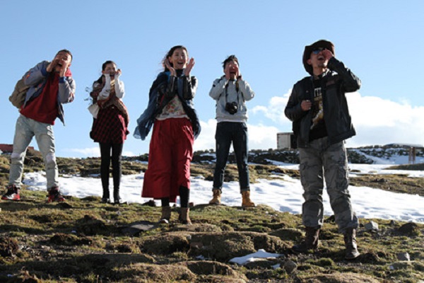 飞碟玩幻地球人剧照的剧照