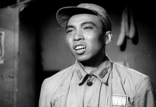 冲破黎明前的黑暗剧照的剧照