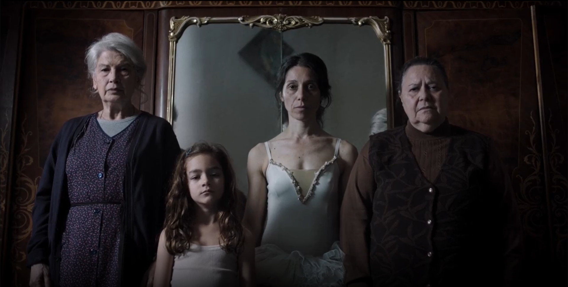 马卡卢索往事剧照的剧照