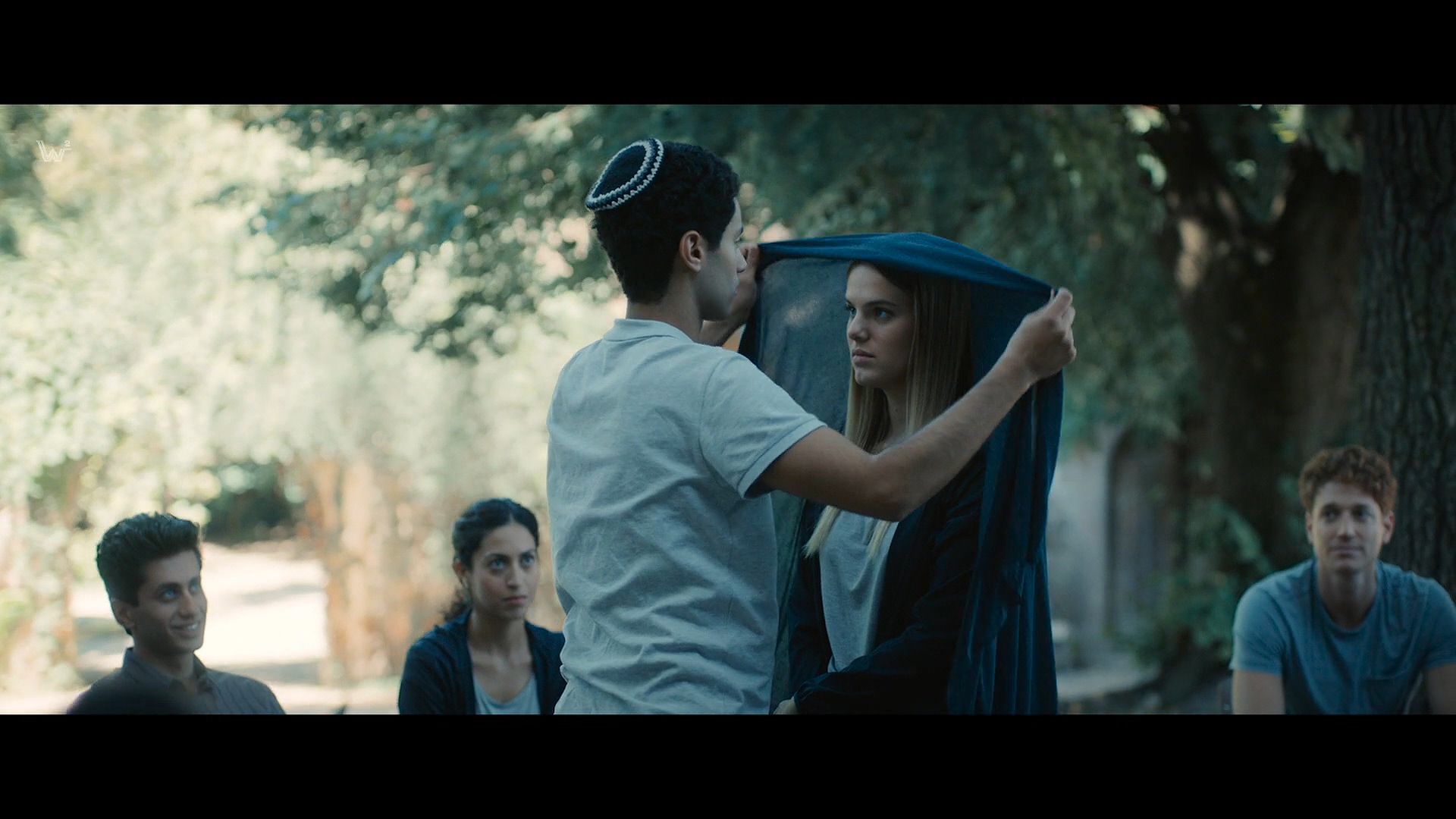 渐强剧照的剧照