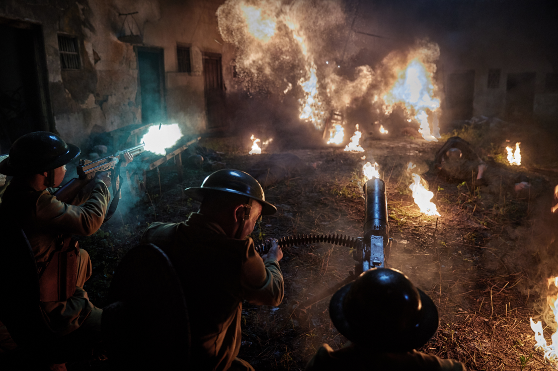 生死坚守剧照的剧照