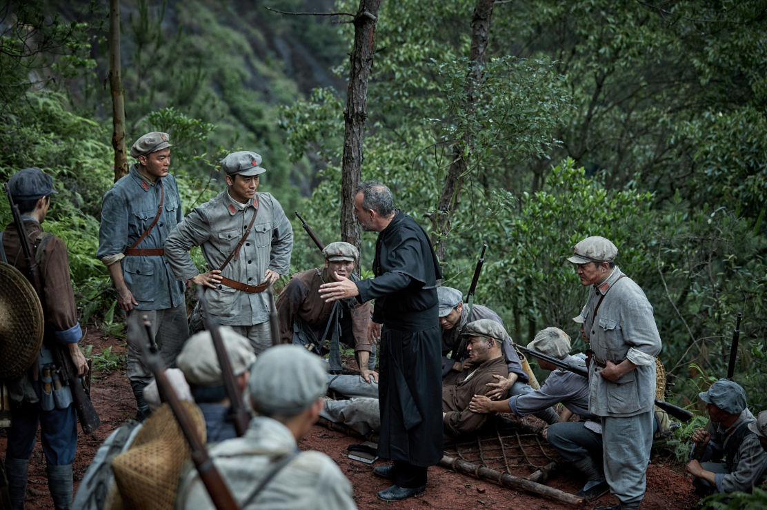 生死坚守剧照的剧照