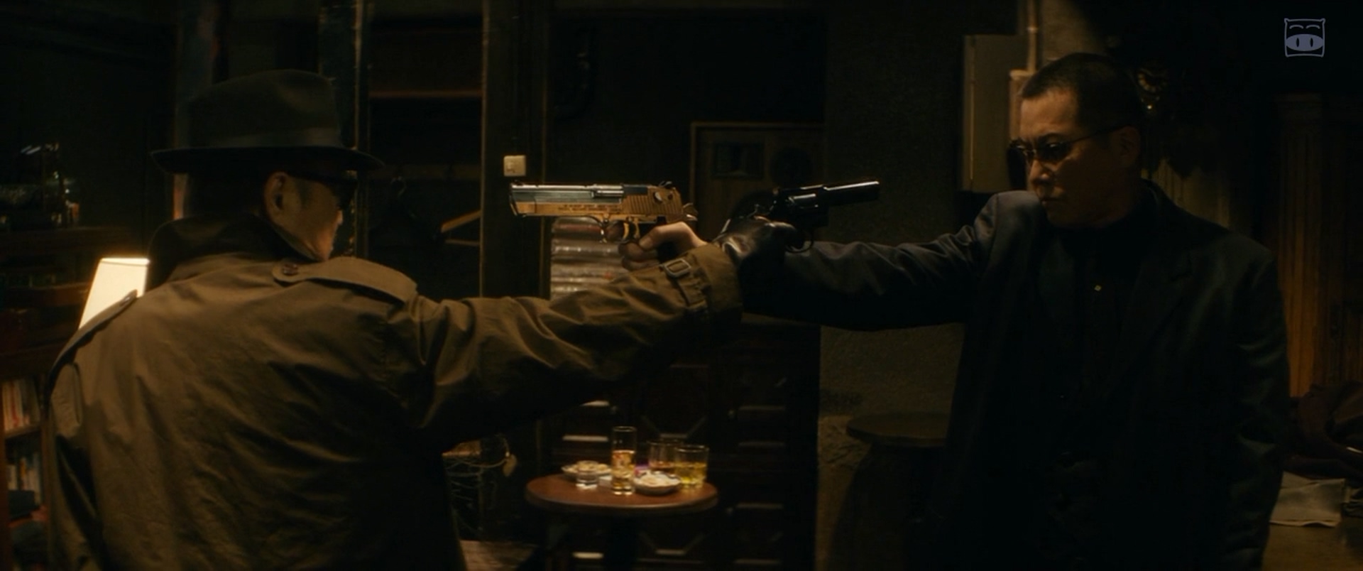 从来没有开枪剧照的剧照