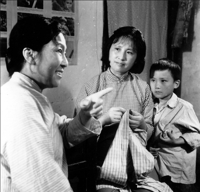 月亮湾的笑声剧照的剧照