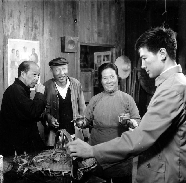 月亮湾的笑声剧照的剧照