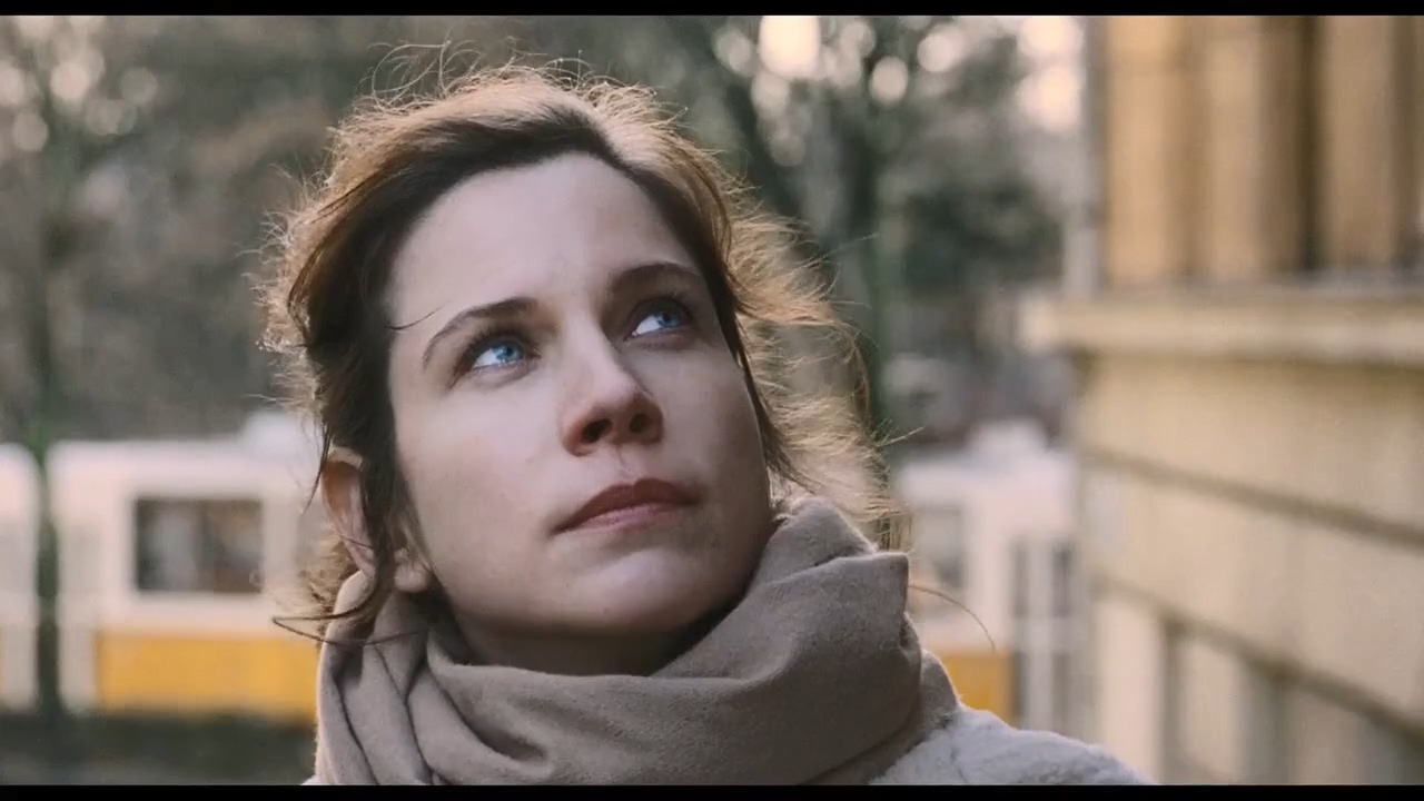 未知时间的爱剧照的剧照