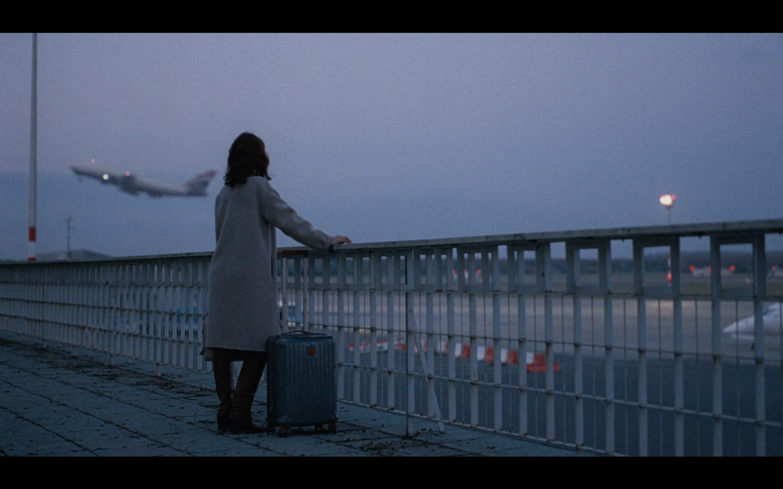 未知时间的爱剧照的剧照