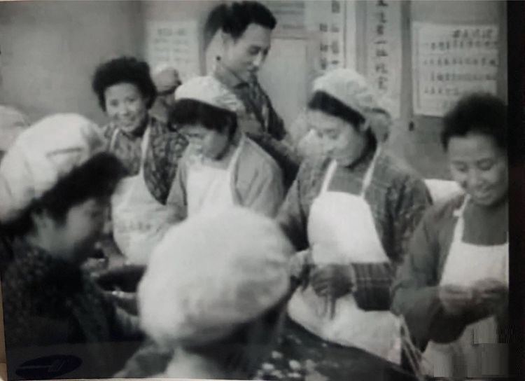 今天我休息剧照的剧照