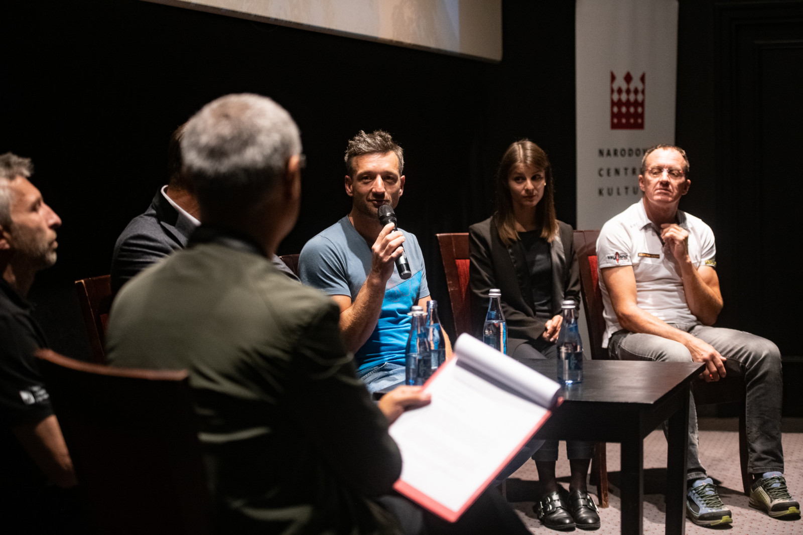 最后的冰峰剧照的剧照