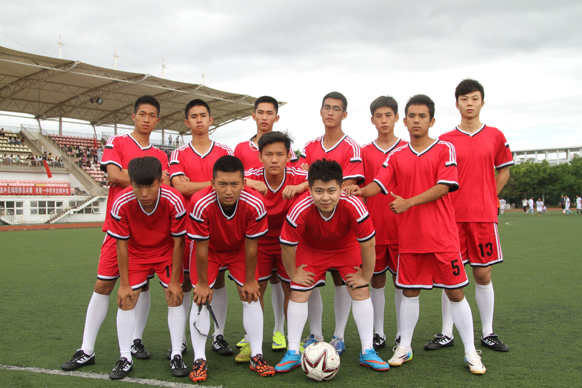 追球剧照的剧照