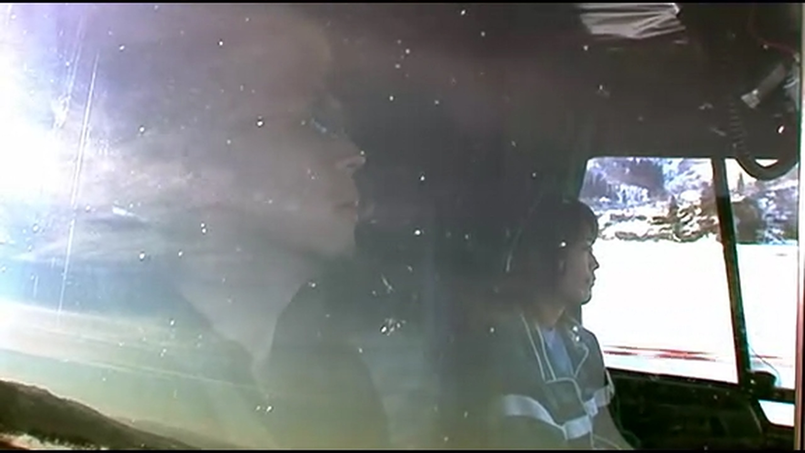 振荡器剧照的剧照