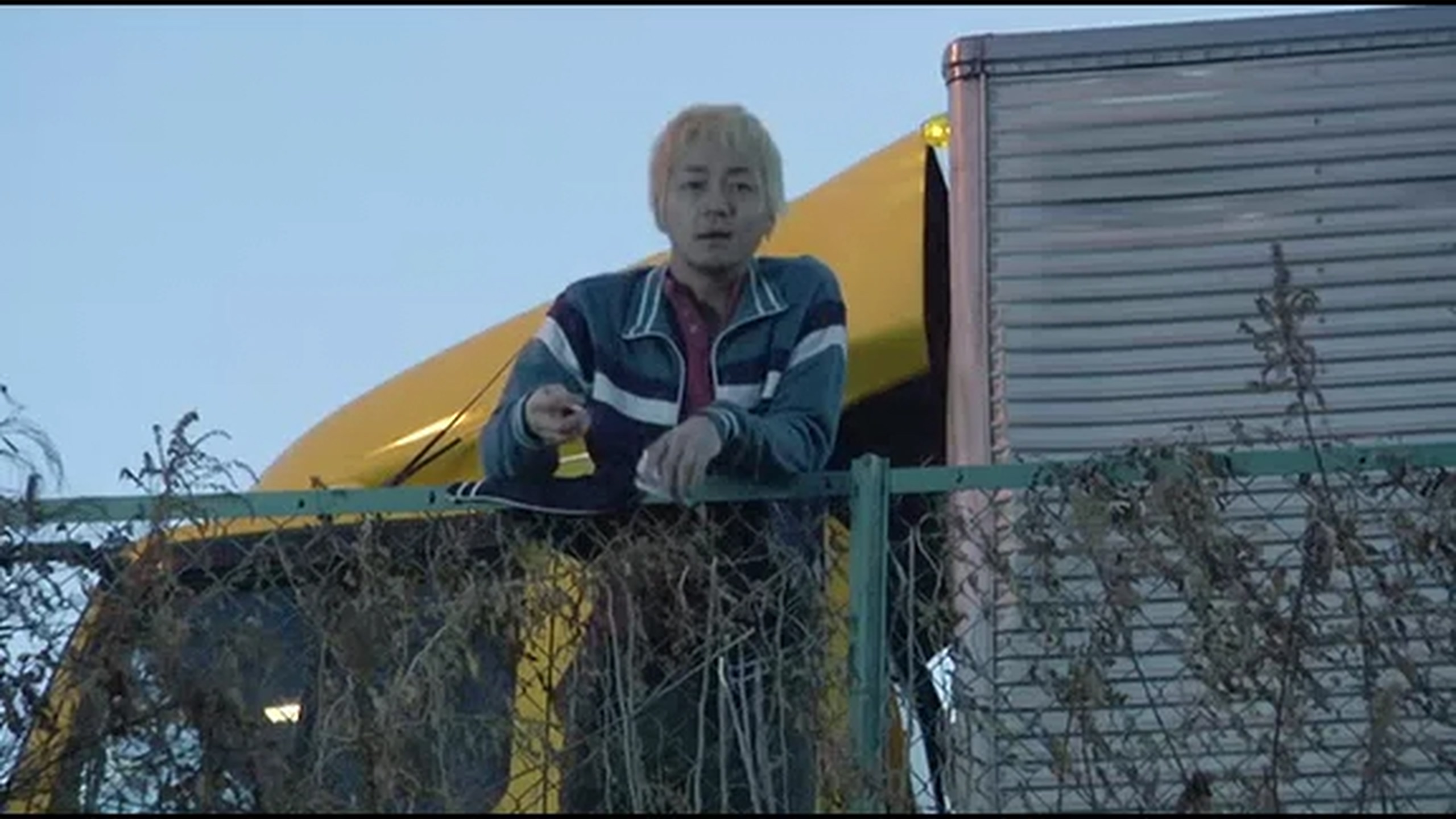 振荡器剧照的剧照