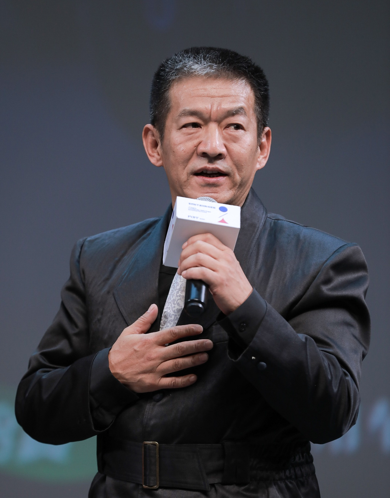 冰下的鱼剧照的剧照