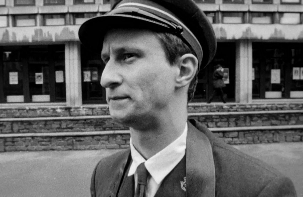 人咬狗剧照的剧照