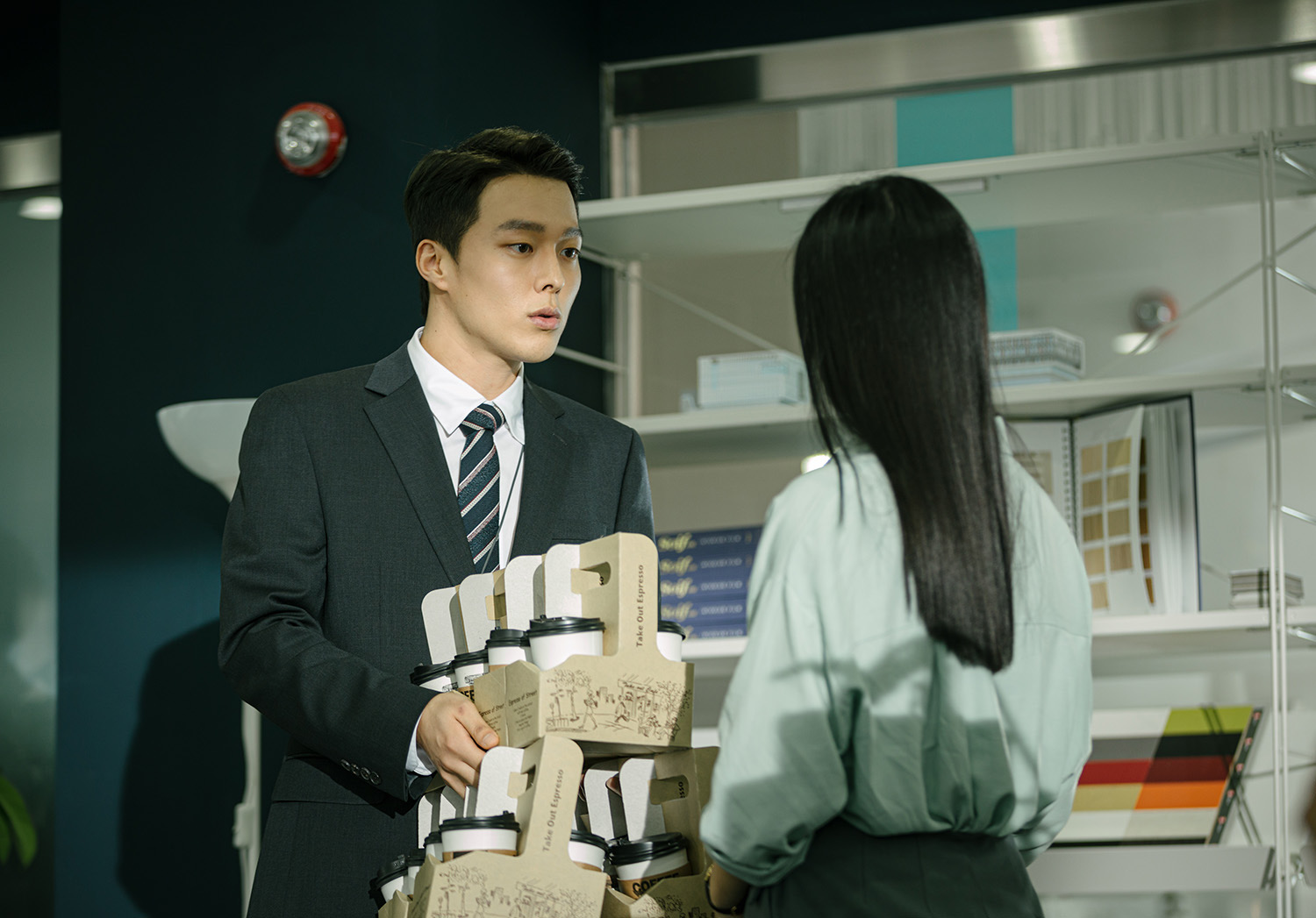 酸酸甜甜剧照的剧照