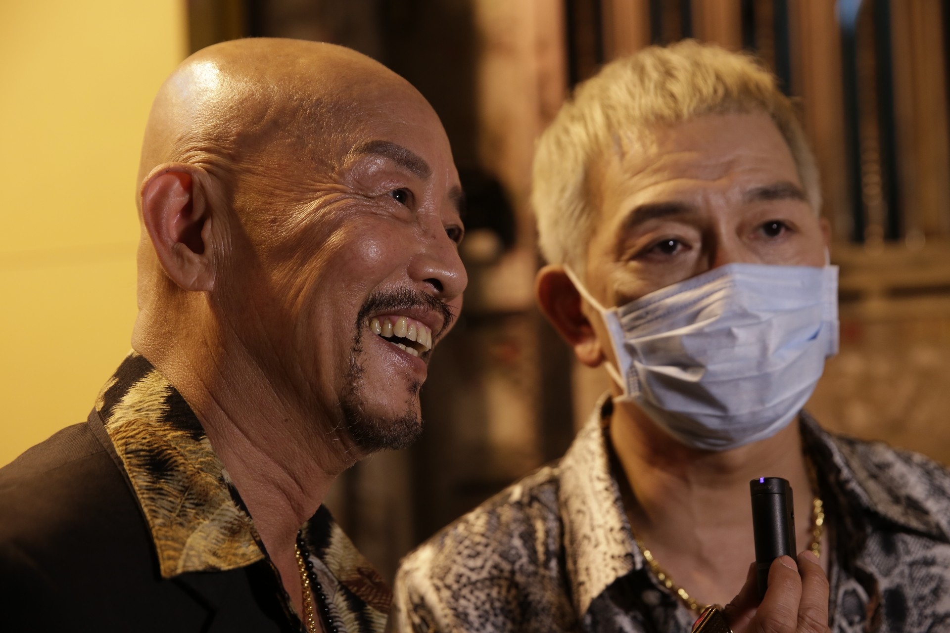 手卷烟剧照的剧照