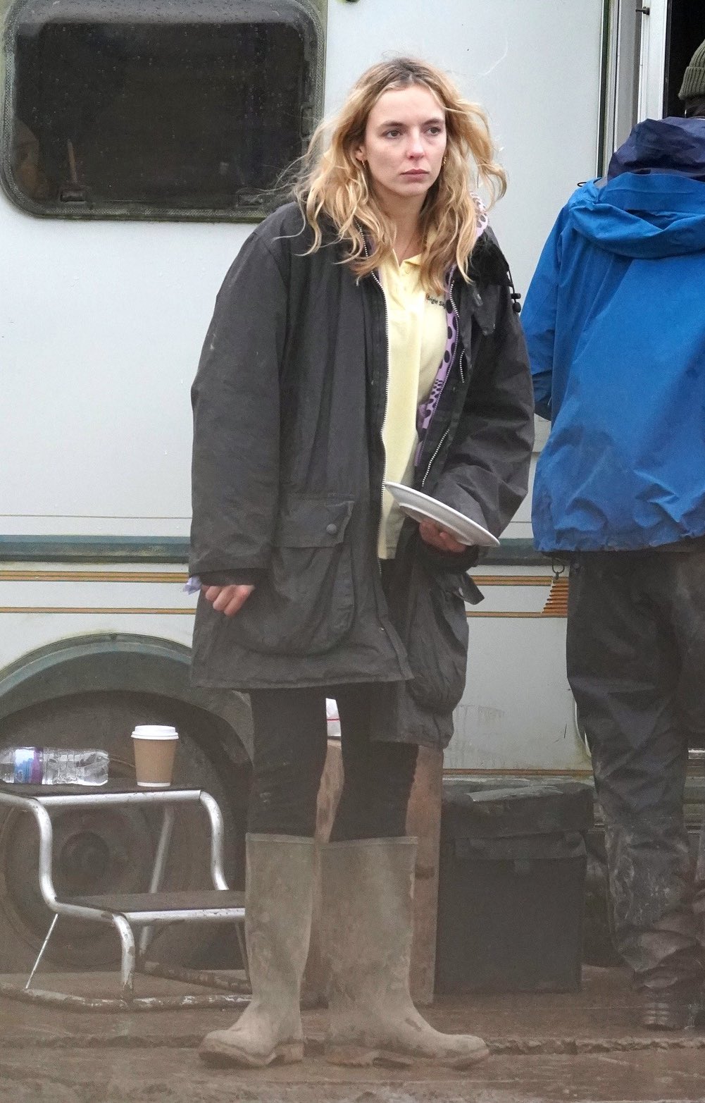 援助剧照的剧照