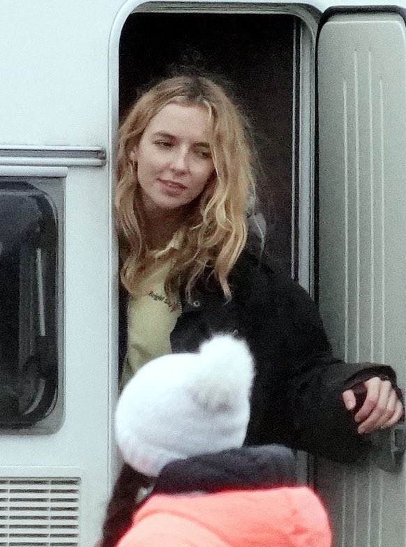 援助剧照的剧照