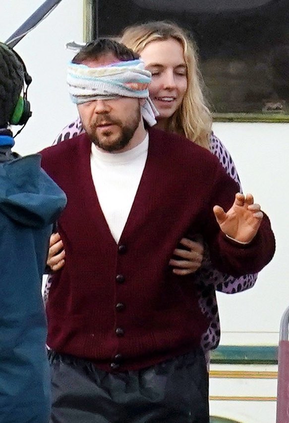 援助剧照的剧照