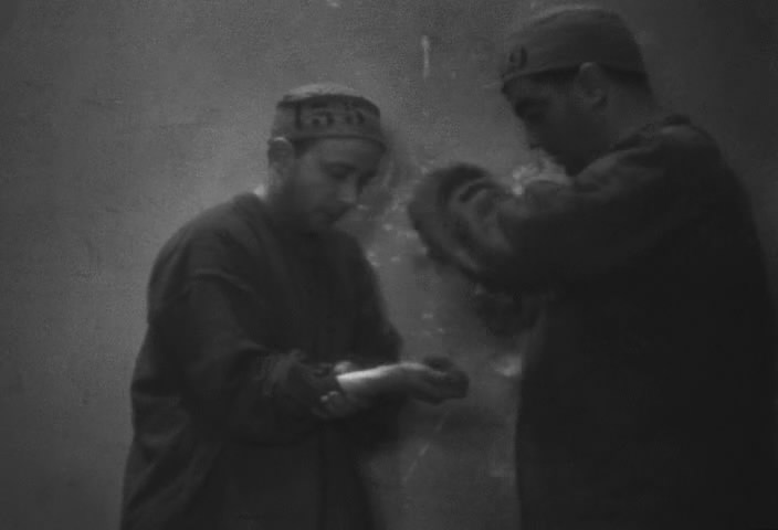 我们等待自由剧照的剧照