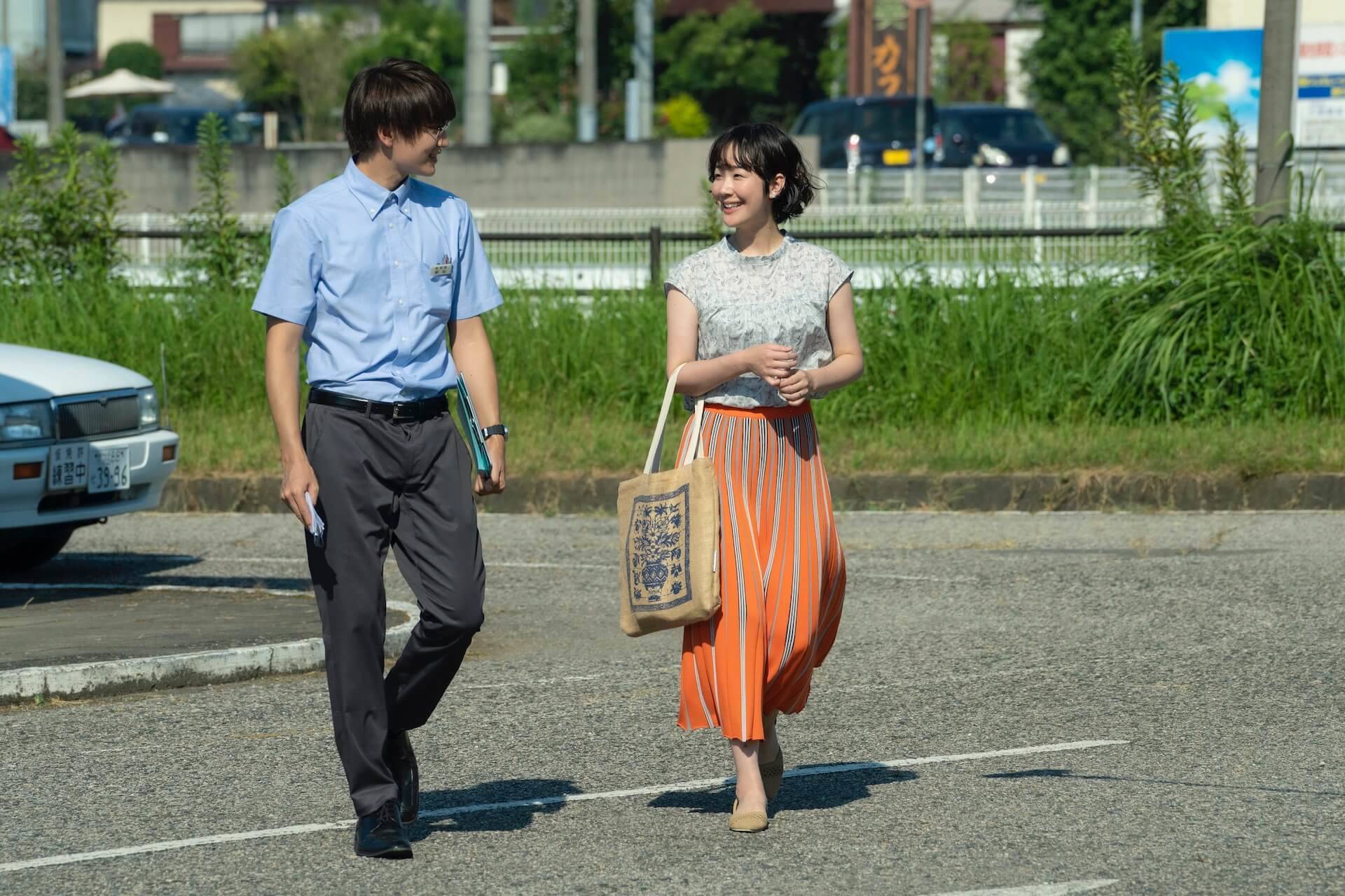 老师，您能坐在我旁边吗？剧照的剧照