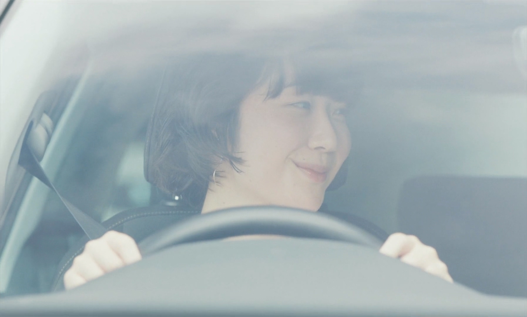 老师，您能坐在我旁边吗？剧照的剧照