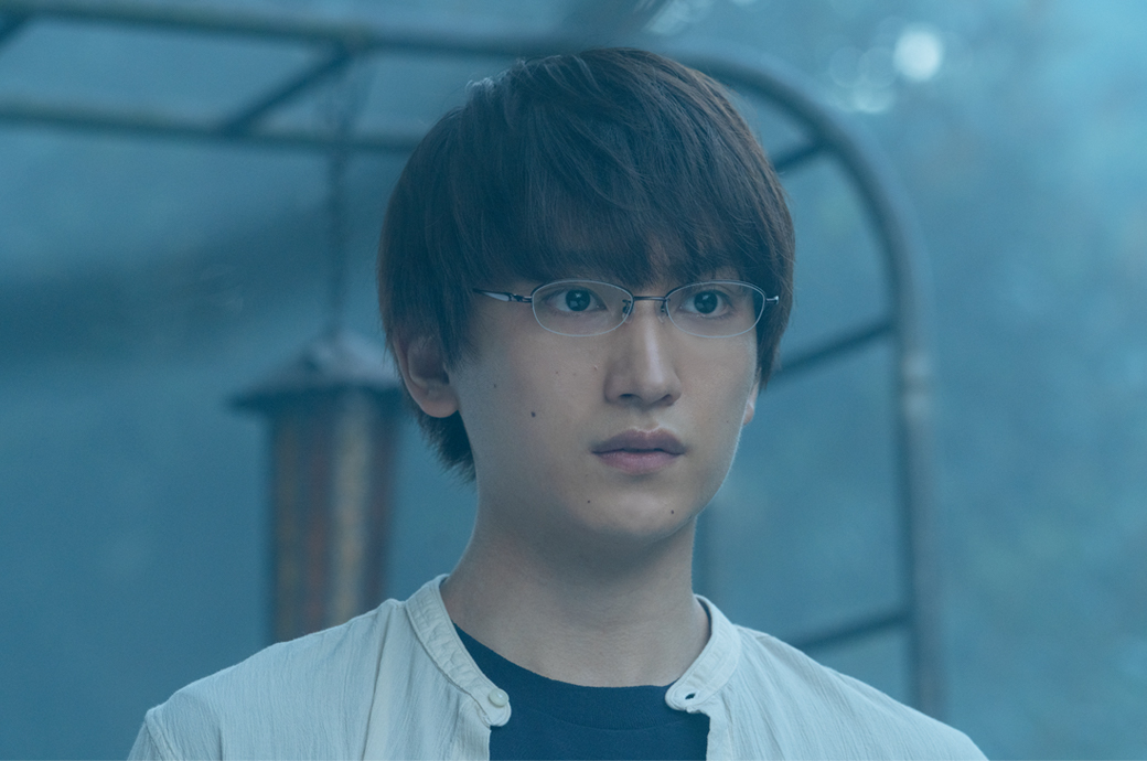 老师，您能坐在我旁边吗？剧照的剧照