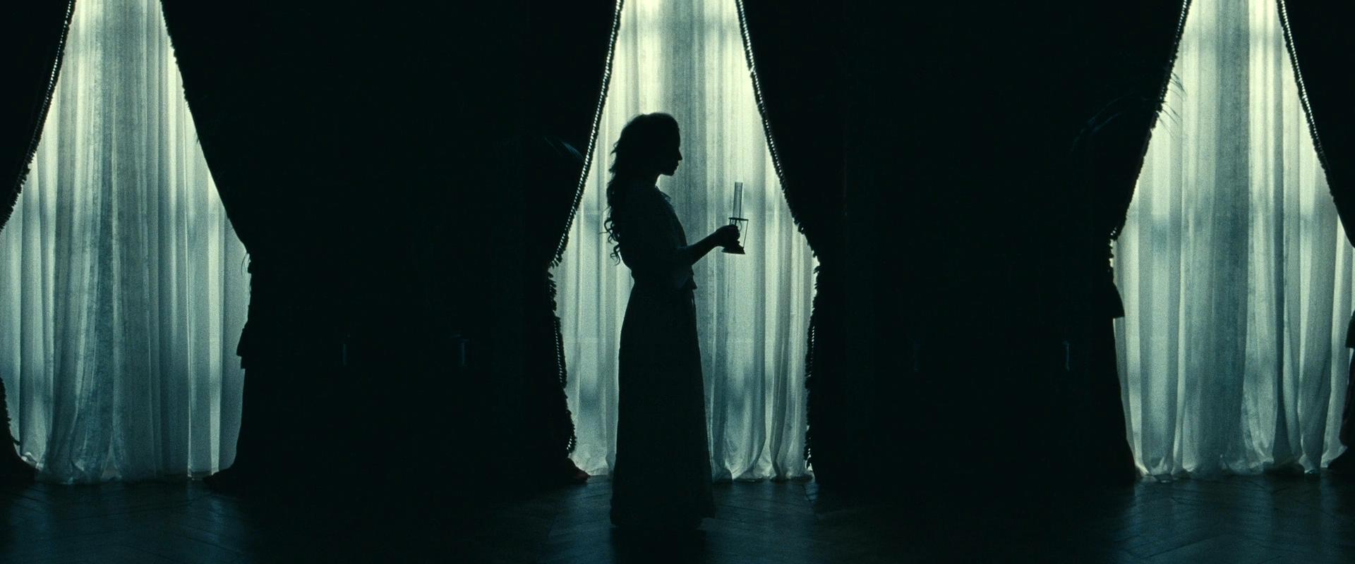 疯女人的舞会剧照的剧照