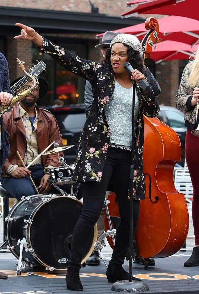 今天在这里剧照的剧照