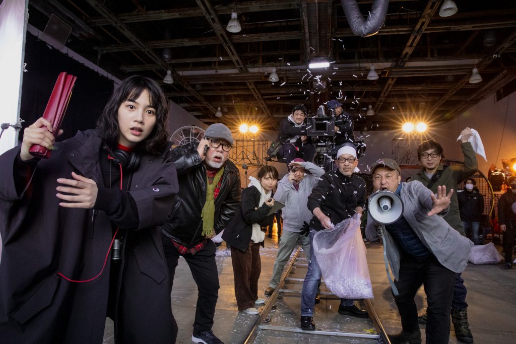 蝴蝶结剧照的剧照