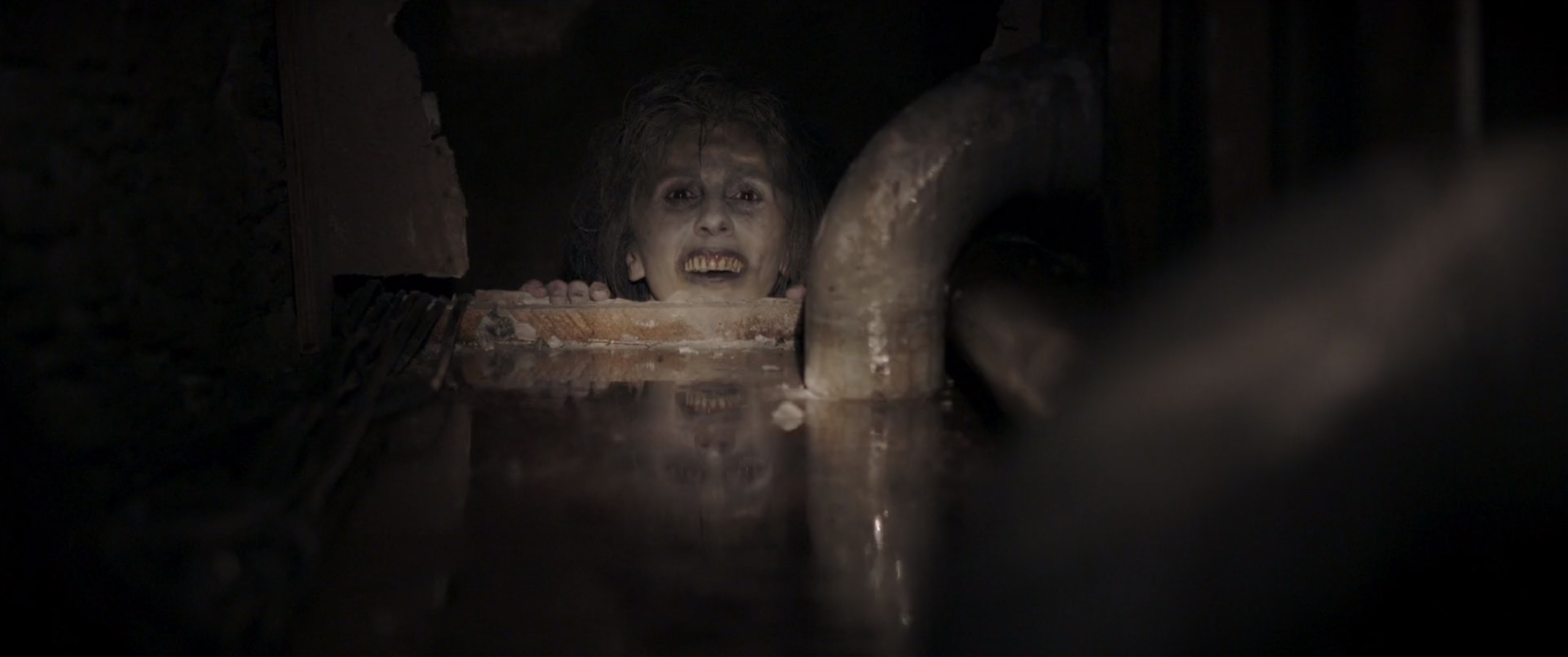 危险警告剧照的剧照