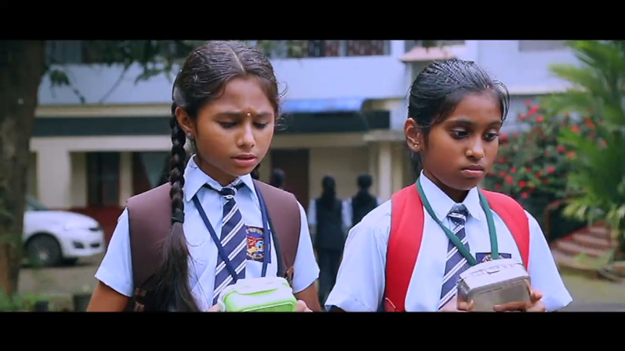 两个女孩剧照的剧照