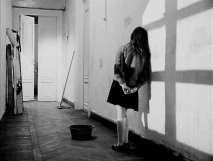 哦，月亮剧照的剧照