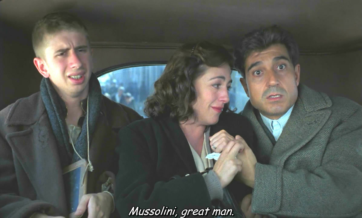 万岁 卡美拉剧照的剧照