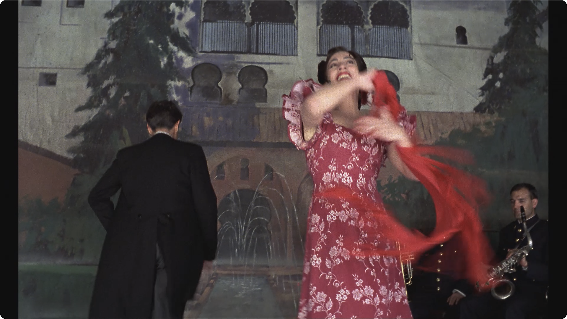 万岁 卡美拉剧照的剧照