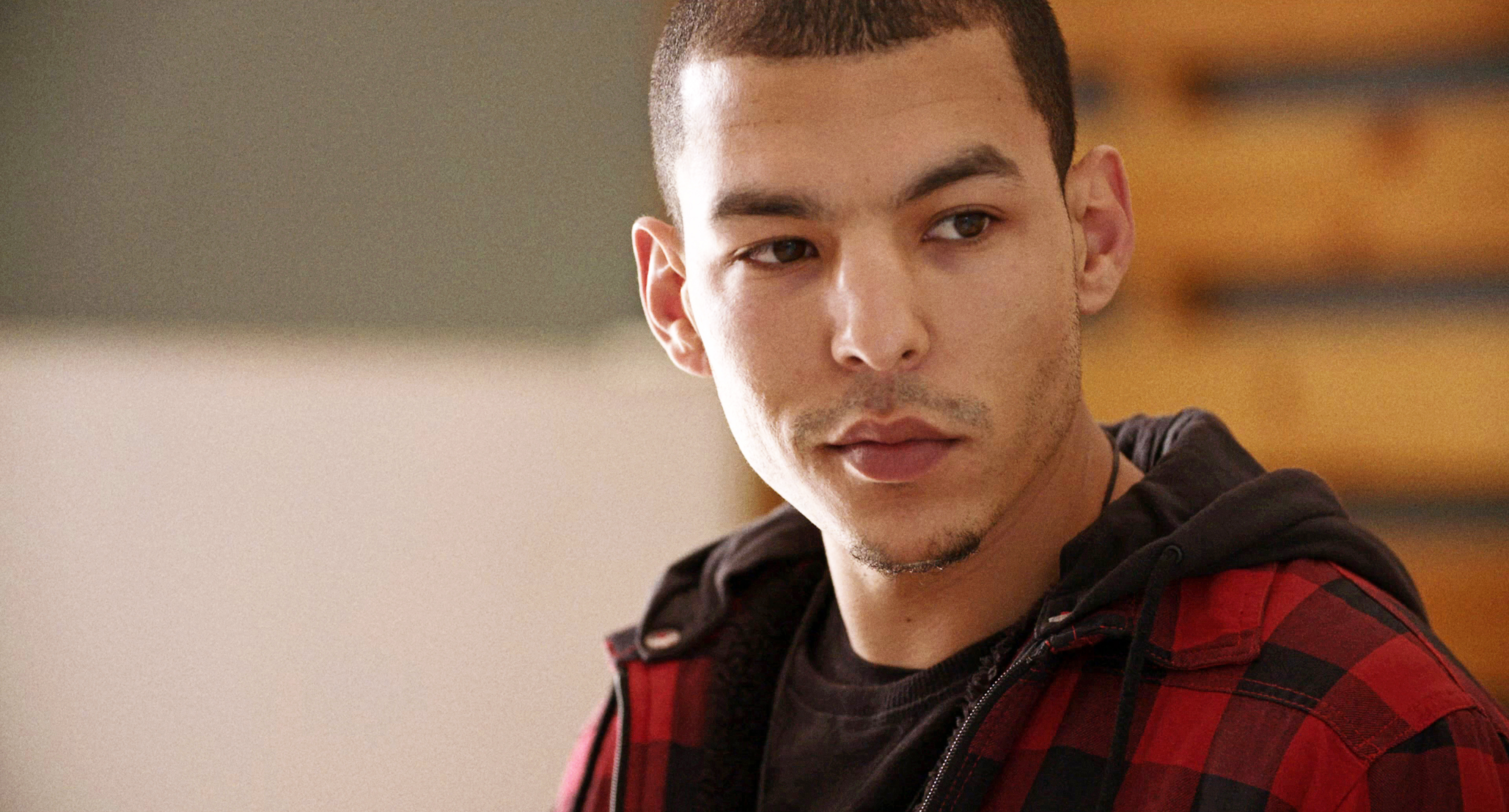 高昂响亮剧照的剧照