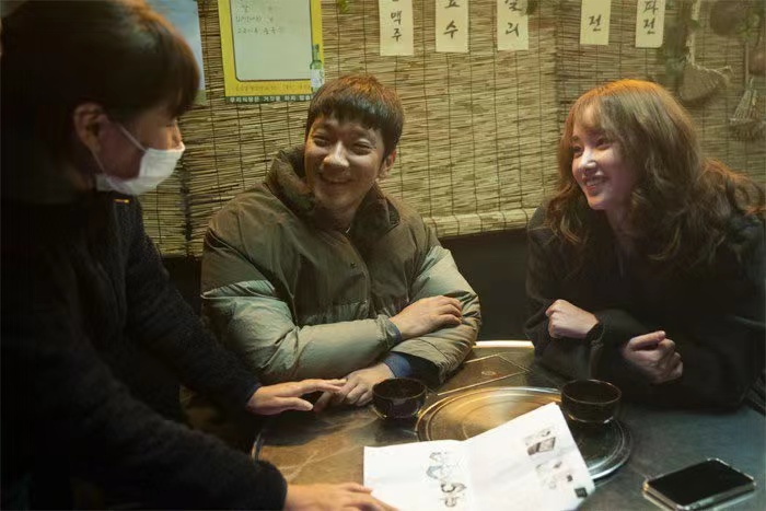 恋爱缺席的罗曼史剧照的剧照